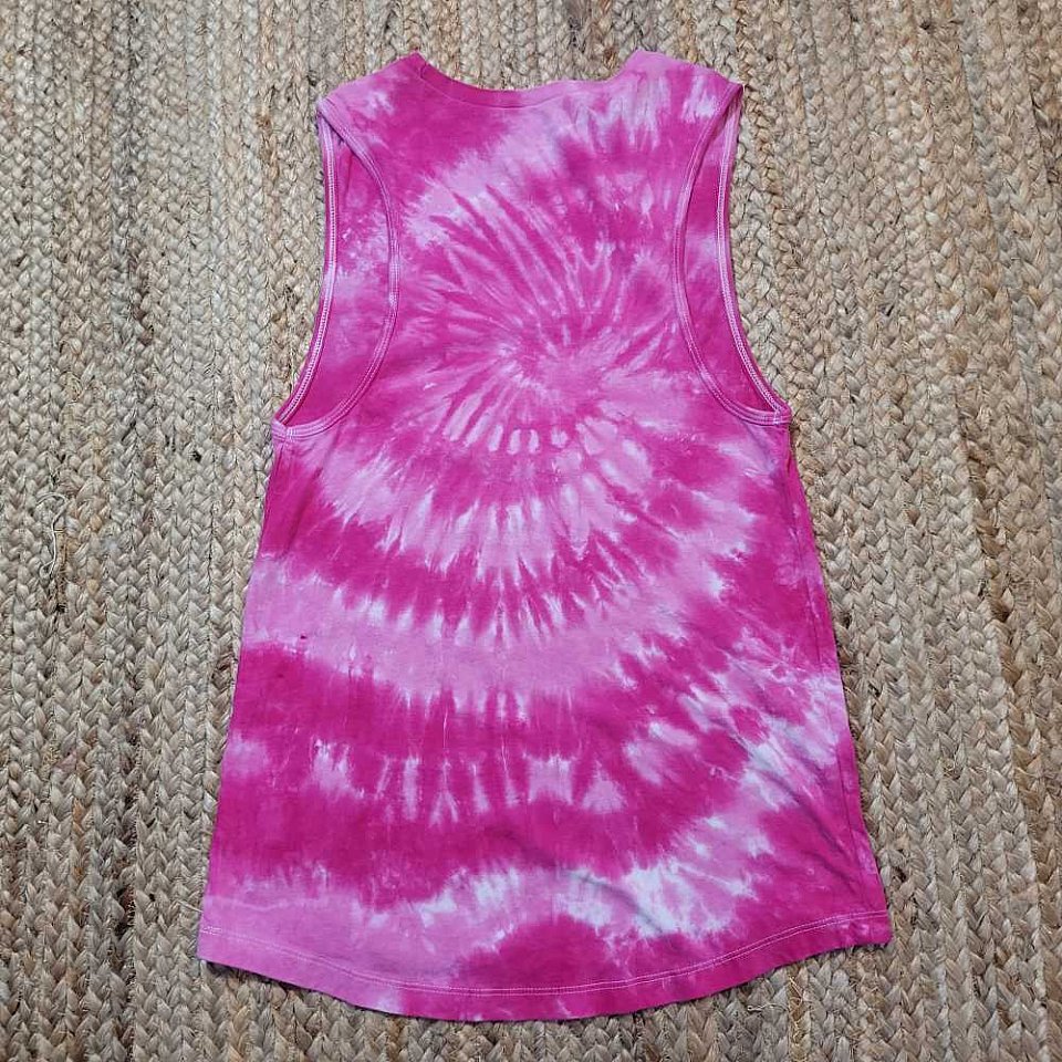 Medium Women's Muscle Tank ~Fuschia Swirl | 1amt4c.jpg